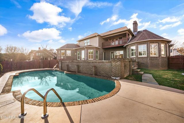 10247 Thimble Fields Drive, Knoxville, TN 37922