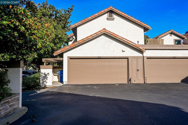 311 Pimlico Dr, Walnut Creek, CA 94597