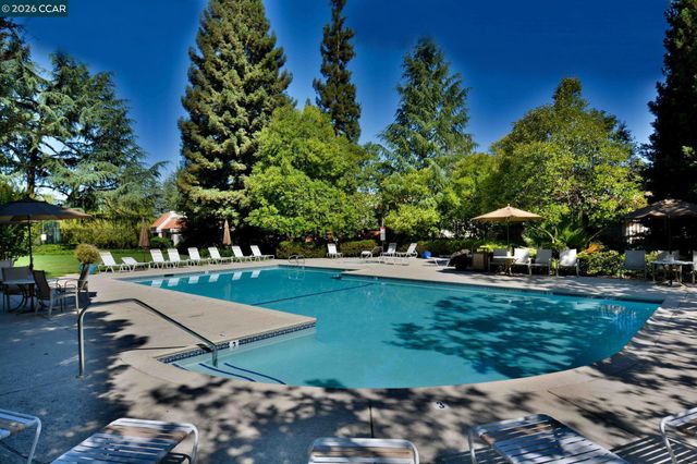 311 Pimlico Dr, Walnut Creek, CA 94597