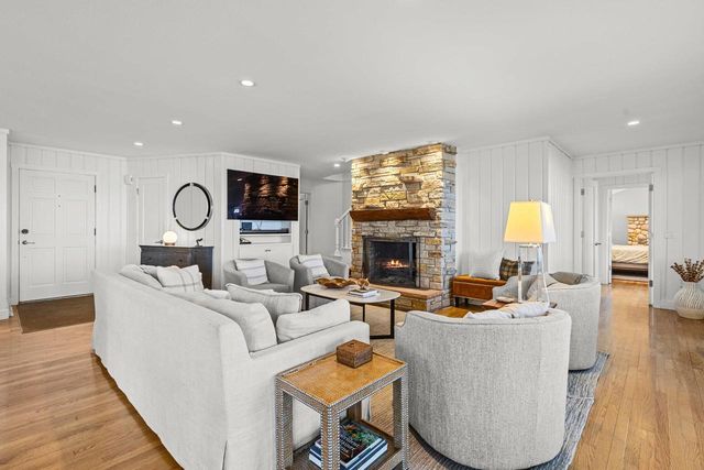 513 Greenway Avenue, Green Lake, WI 54941