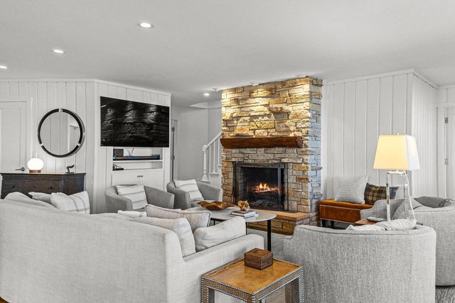 513 Greenway Avenue, Green Lake, WI 54941