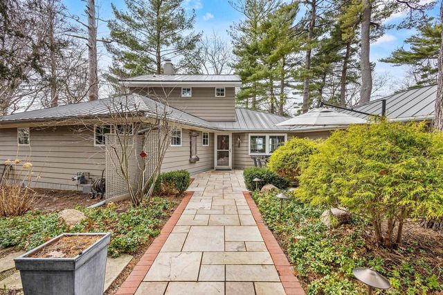 513 Greenway Avenue, Green Lake, WI 54941