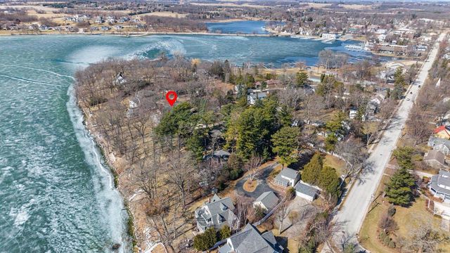 513 Greenway Avenue, Green Lake, WI 54941