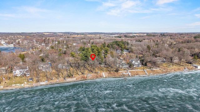 513 Greenway Avenue, Green Lake, WI 54941