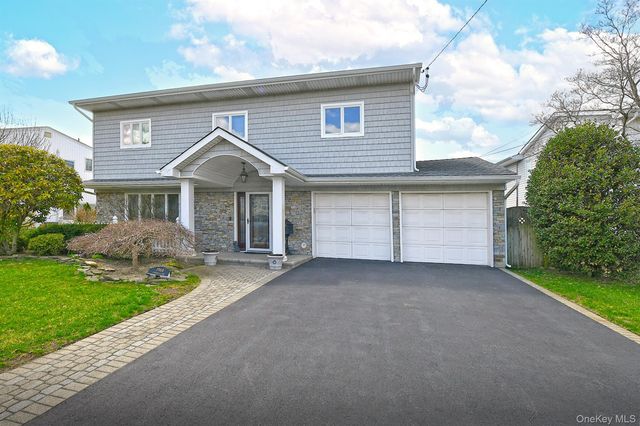 1968 Cynthia Lane, Merrick, NY 11566
