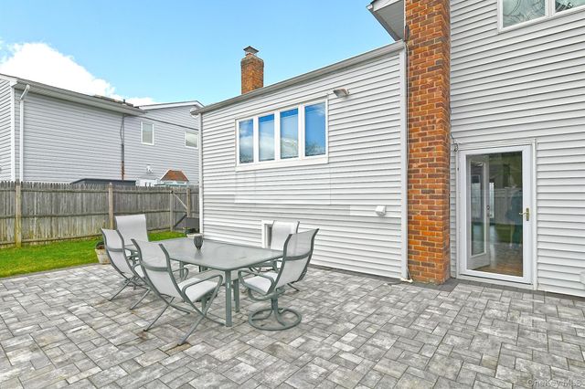 1968 Cynthia Lane, Merrick, NY 11566