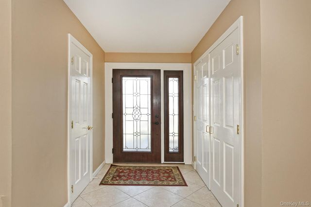 1968 Cynthia Lane, Merrick, NY 11566