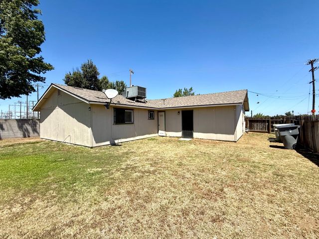 439 W Geary Street, Fresno, CA 93706