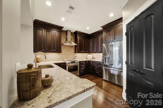 400 N Church Street 516, Charlotte, NC 28202