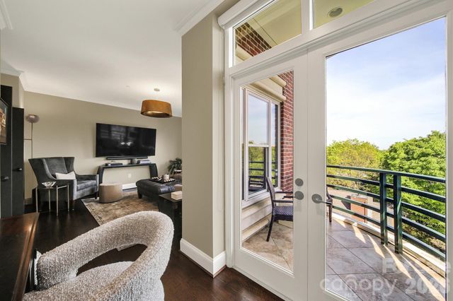 400 N Church Street 516, Charlotte, NC 28202