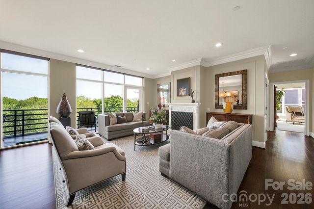 400 N Church Street 516, Charlotte, NC 28202