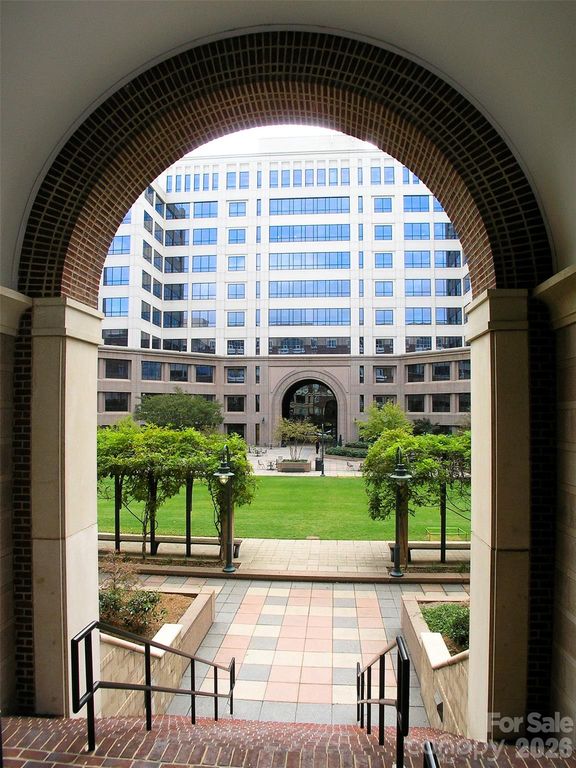 400 N Church Street 516, Charlotte, NC 28202