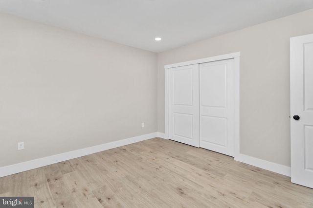 30 ORANGEWOOD DR, Levittown, PA 19057