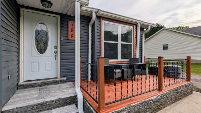798 Summer Hill Ln, La Vergne, TN 37086