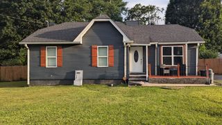 798 Summer Hill Ln, La Vergne, TN 37086