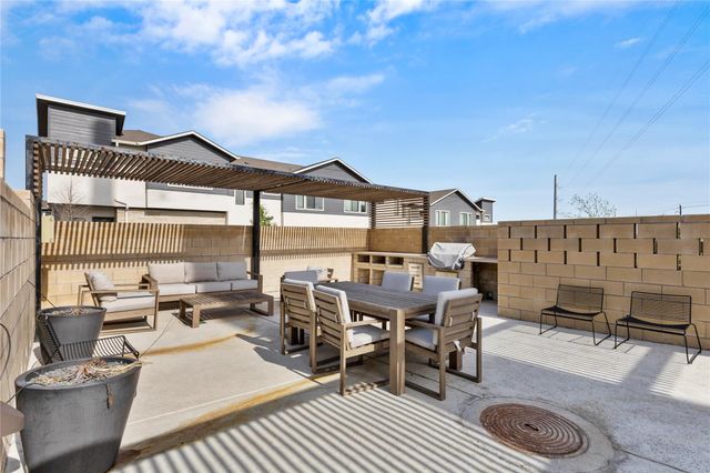 2050 Lohmans Spur RD 1302, Lakeway, TX 78734