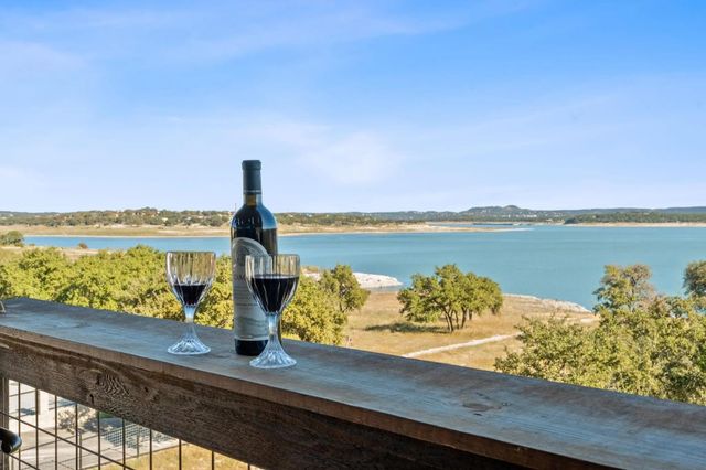 2050 Lohmans Spur RD 1302, Lakeway, TX 78734