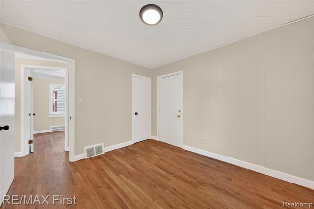 25028 Midland, Redford, MI 48239