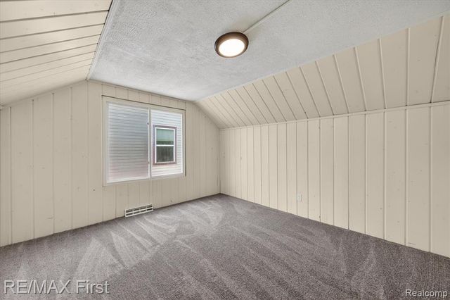 25028 Midland, Redford, MI 48239