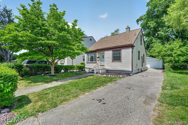25028 Midland, Redford, MI 48239