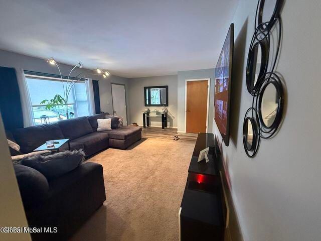 58 Fiddlers Lane, Colonie, NY 12110