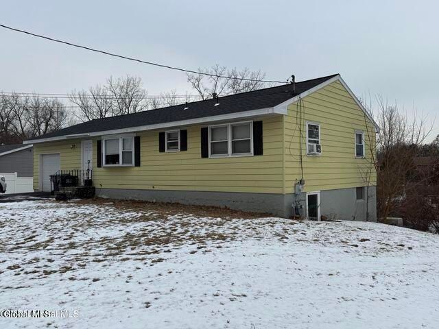 58 Fiddlers Lane, Colonie, NY 12110