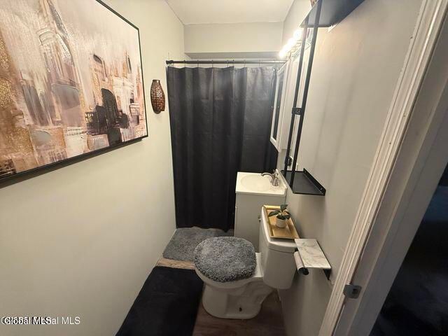 58 Fiddlers Lane, Colonie, NY 12110