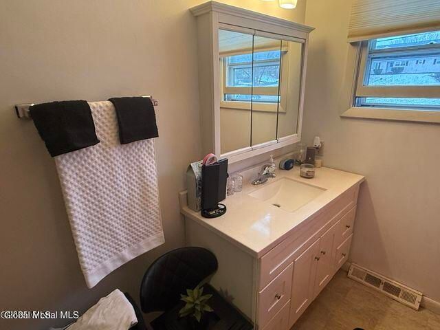 58 Fiddlers Lane, Colonie, NY 12110