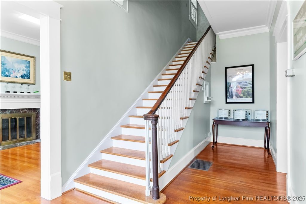 201 S Orange Avenue, Dunn, NC 28334 — photo 10