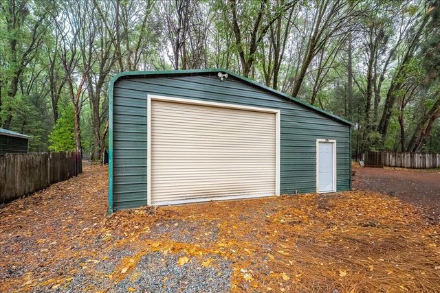 5923 Pond Dr, Foresthill, CA 95631