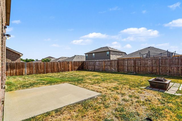 2315 Julia Lane, Forney, TX 75126