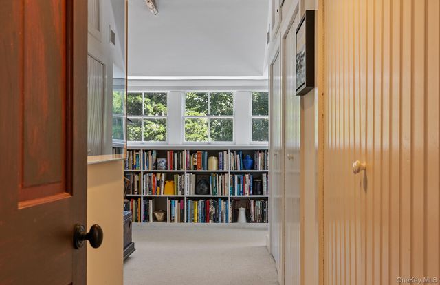 28 Bowden Square, Southampton, NY 11968