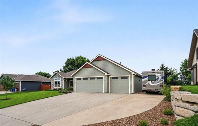 2629 S Fir Terrace, Eudora, KS 66025
