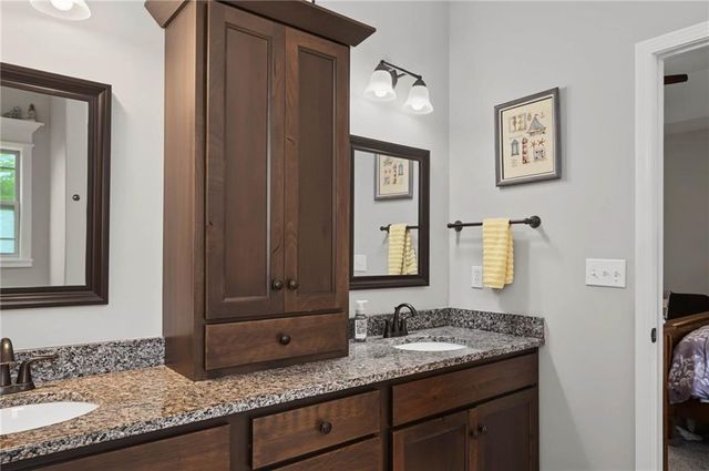 2629 S Fir Terrace, Eudora, KS 66025