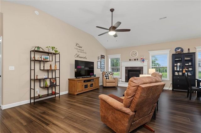 2629 S Fir Terrace, Eudora, KS 66025