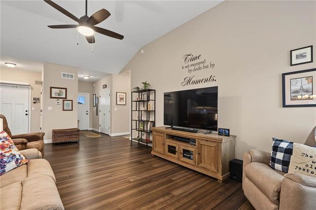 2629 S Fir Terrace, Eudora, KS 66025