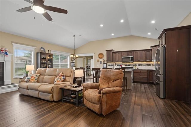2629 S Fir Terrace, Eudora, KS 66025
