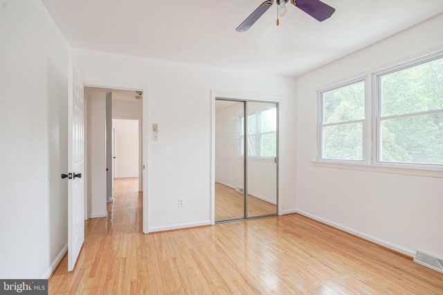 562 HURFFVILLE CROSSKEYS RD, Sewell, NJ 08080