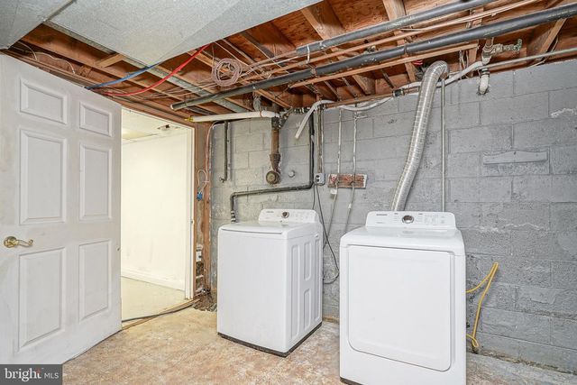 562 HURFFVILLE CROSSKEYS RD, Sewell, NJ 08080