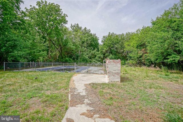 562 HURFFVILLE CROSSKEYS RD, Sewell, NJ 08080