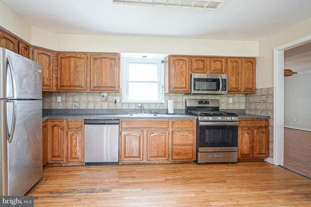 562 HURFFVILLE CROSSKEYS RD, Sewell, NJ 08080