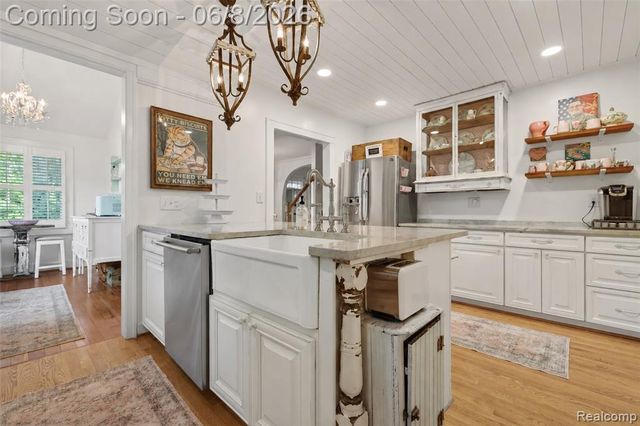 109 Wompole Drive, Clarkston, MI 48346