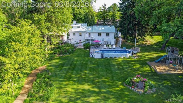109 Wompole Drive, Clarkston, MI 48346