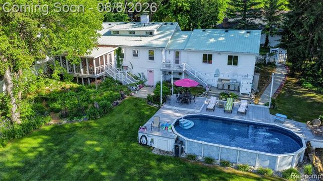 109 Wompole Drive, Clarkston, MI 48346