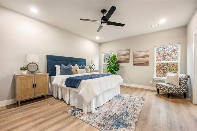 6 Duart Lane, Bella Vista, AR 72715