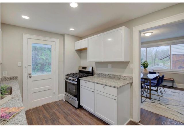 1217 Groesbeck Road, Cincinnati, OH 45224