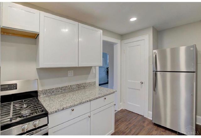 1217 Groesbeck Road, Cincinnati, OH 45224