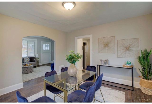 1217 Groesbeck Road, Cincinnati, OH 45224