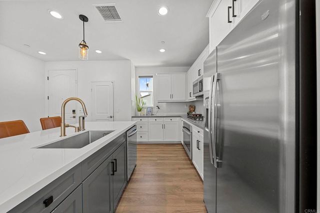 45218 Via Vela, Temecula, CA 92592