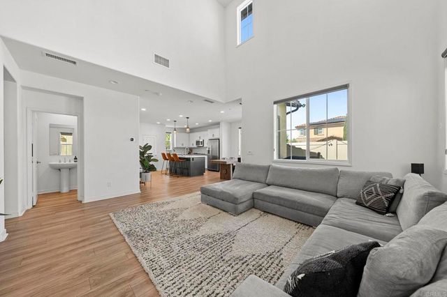 45218 Via Vela, Temecula, CA 92592